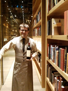 César Cánovas in the wine library
